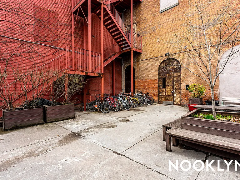 27 Arion Pl #314 — Photo 14
