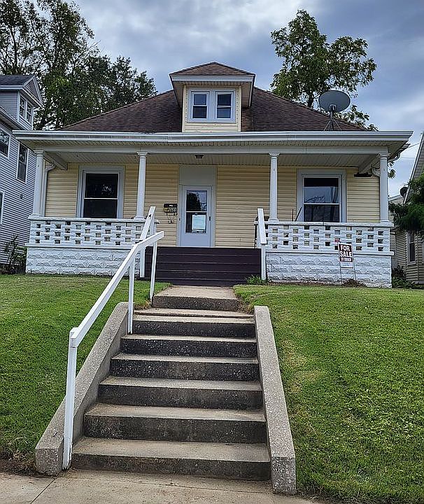 1st image of 603 E Van Trees St