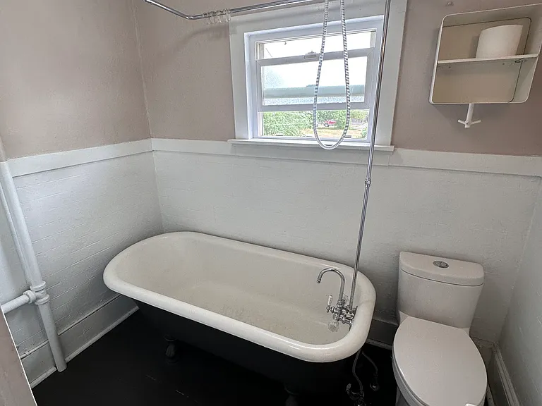 300 N Sprague St #3 — Photo 7