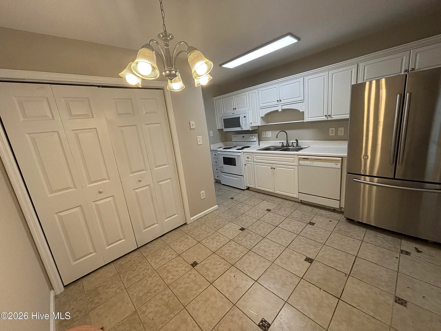 2 bed, 2.0 bath, 1092 sqft, $1,250 — Photo 3