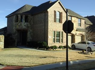 12748 Homestretch Dr, Fort Worth, TX 76244