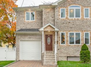 30A Roosevelt St, Little Ferry, NJ 07643
