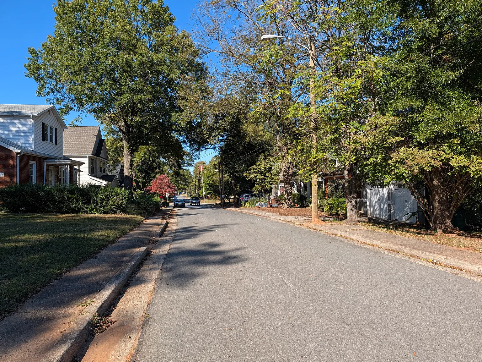 5 bed, 1890 sqft, $2,995 — Photo 4