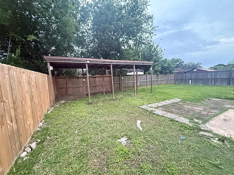 9526 Misty Bridge St — Photo 11