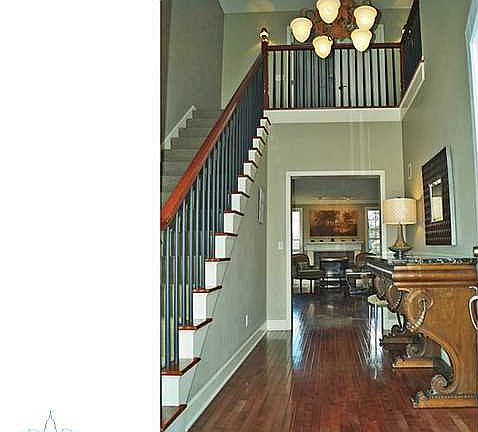 3rd image of 206 Abbott Woods Dr