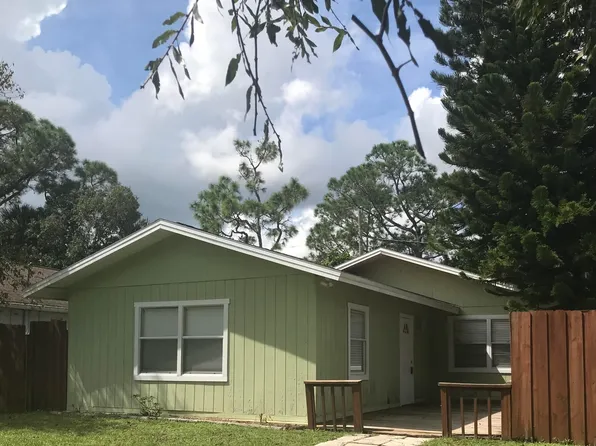 2545 87th Avenue, Vero Beach, FL 32966