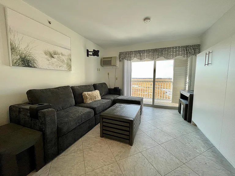 20 Brown Ave #53 — Photo 4