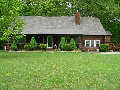 1st image of 2565 Farm Cir