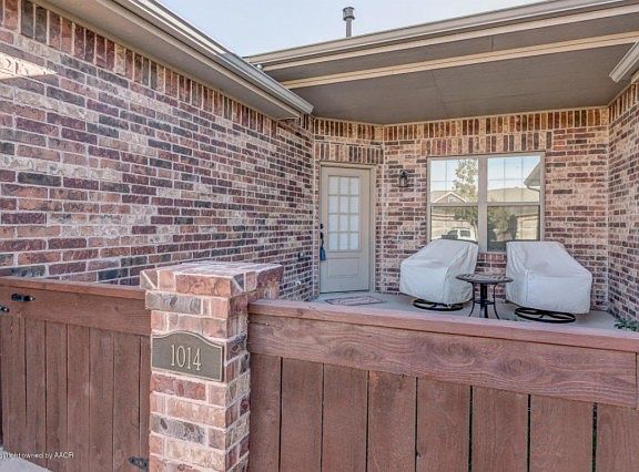 2nd image of 1014 Rosenda Ln
