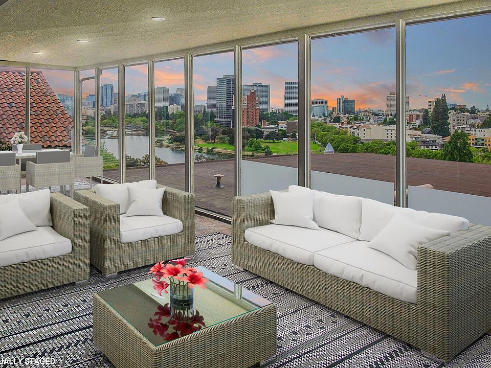 Private Rooftop terrace (shown virtually staged)