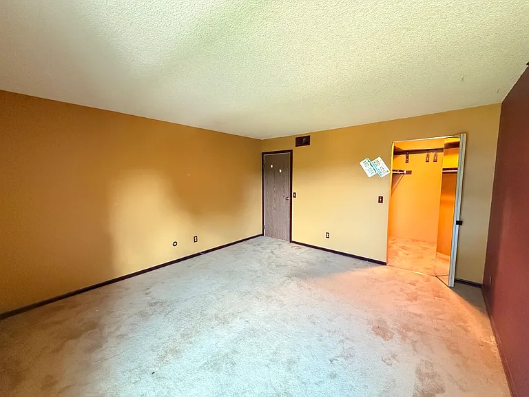 429 Wright St #202 — Photo 14