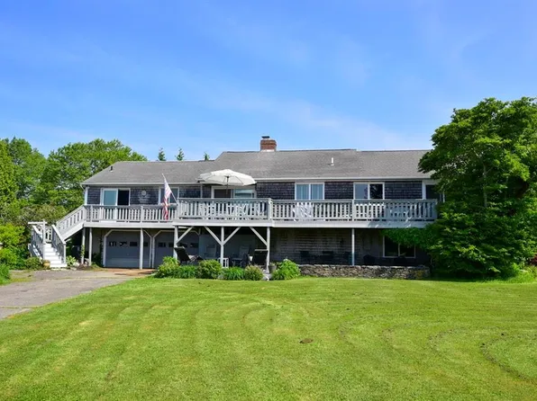 1 Butts Rock Rd, Little Compton, RI 02837