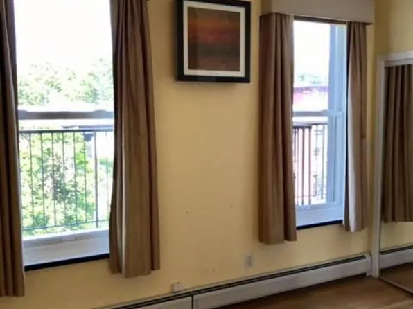 930 Washington Street image 17 of 23