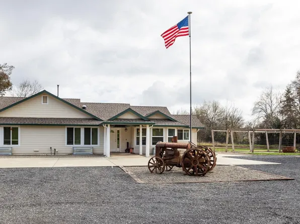 10859 Stone Rd, Oakdale, CA 95361