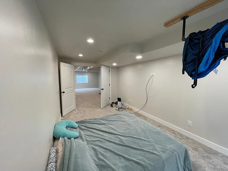 554 E Old Mill Dr — Photo 16
