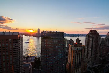 Rented by New York Residence