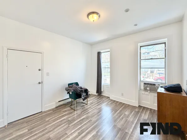 313 East 28th Street image 1 of 31