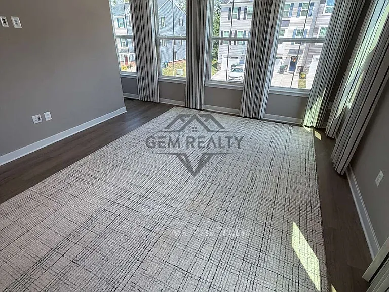 8700 Stevenson Ln — Photo 39