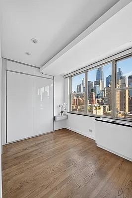 Bedroom, photo 1