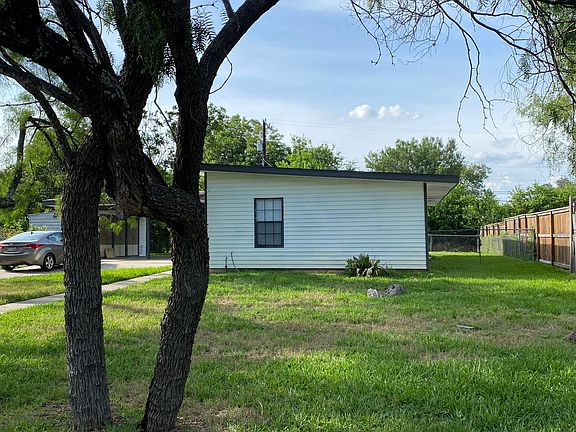 A large front and backyard with plenty of shade from the mature trees- perfect for pets or entertaining outdoors.