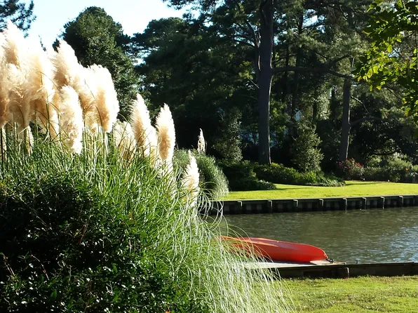 1325 Willow Wood Dr, Norfolk, VA 23509