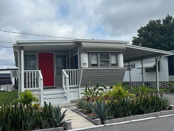 2nd image of 4125 Park St N Lot 121