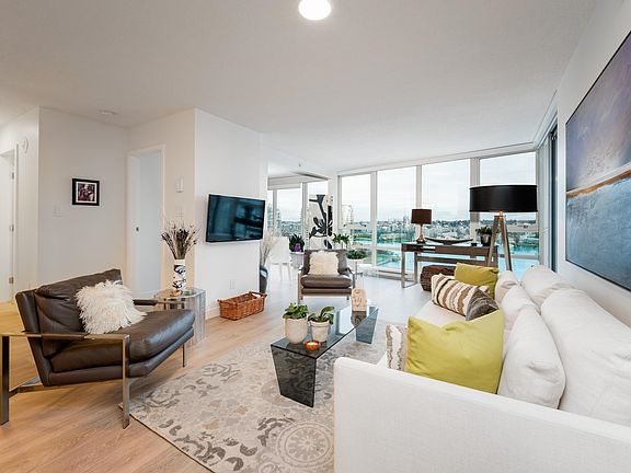 4th image of 1408 Strathmore Mews #1501