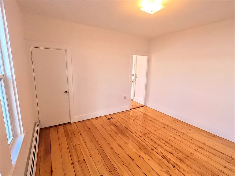 90 Wenham St #3 — Photo 15