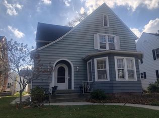 423 Clement Ave, Sheboygan, WI 53083