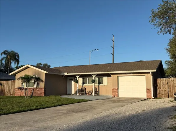 2861 INDIANWOOD DRIVE, SARASOTA, FL 34232