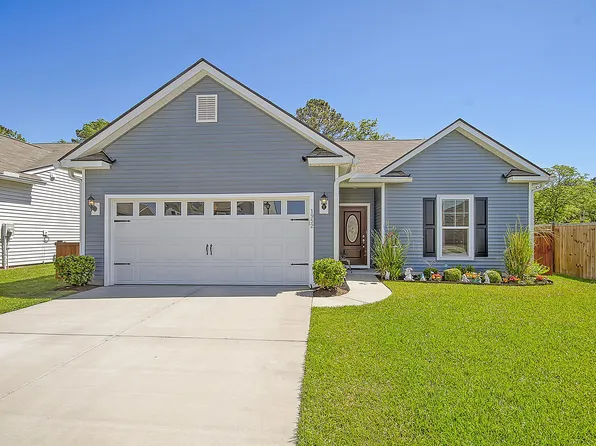 1952 Zonny Moss Dr, Johns Island, SC 29455