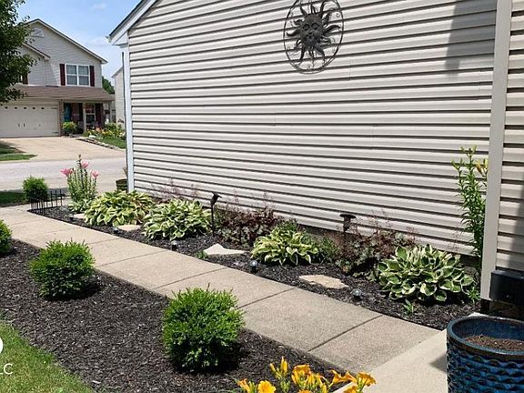 5th image of 4239 Village Trace Dr