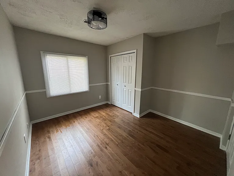 3955 Clubview Ave — Photo 11