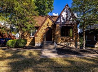 5958 Lester Rd, Cincinnati, OH 45213