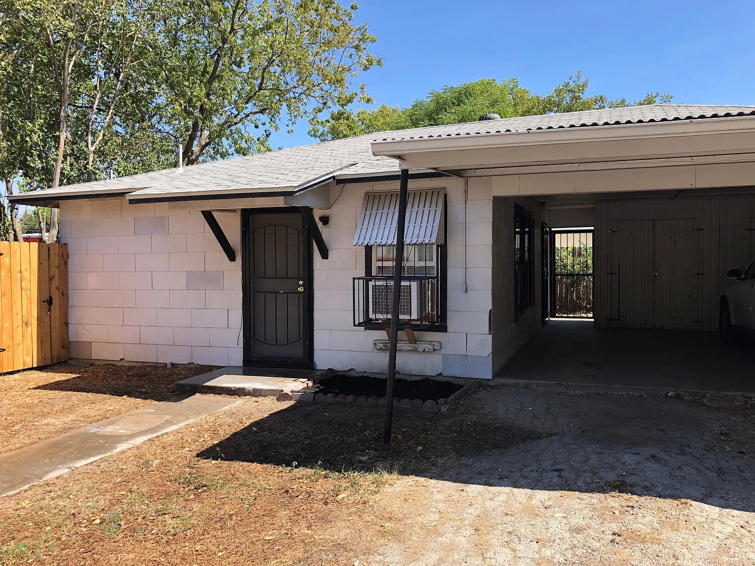 1 bed, 650 sqft, $1,150 — Photo 3