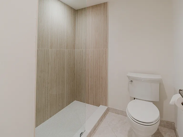 9277 Vista Del Lago #39B — Photo 8
