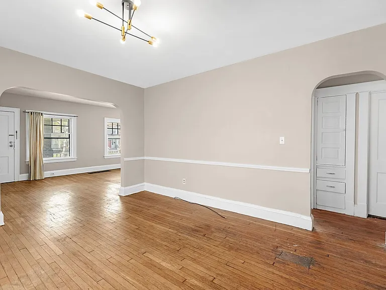 1695 Glenmont Rd — Photo 8
