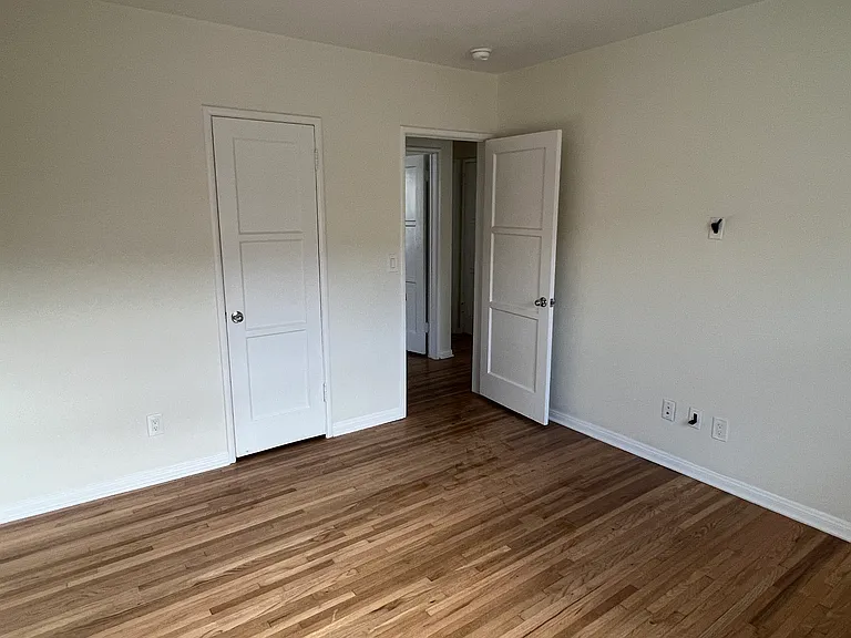 3949 Tilden Ave — Photo 15