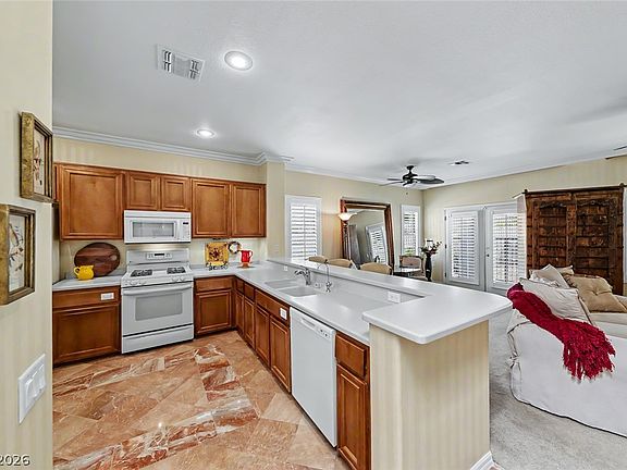 4th image of 1936 Point Pleasant Dr