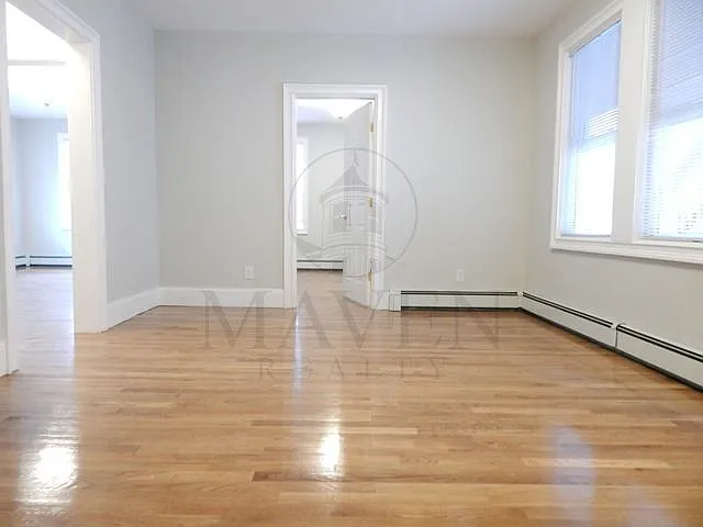 20 Henderson St #1 — Photo 3