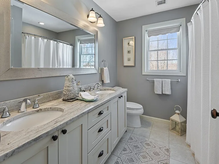8A Maple St #1 — Photo 27