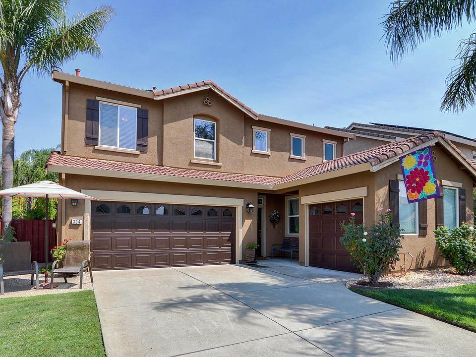 1st image of 304 Arroyo Madrone Ct