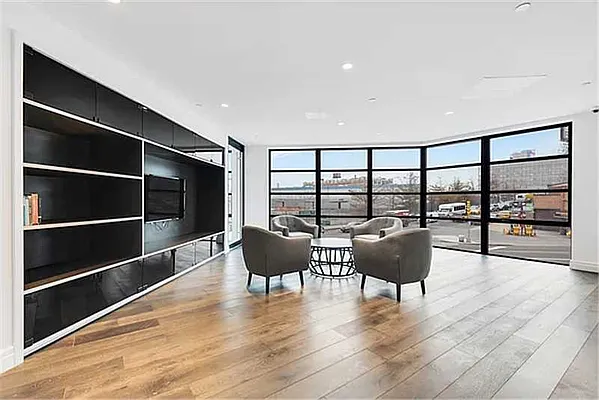 Rented by E Realty International Corp | media 35