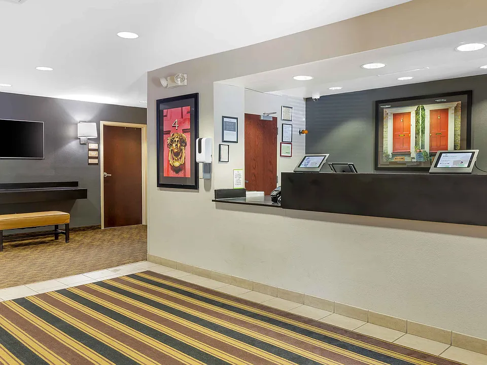 Lobby and Guest Check-in
