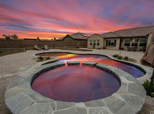 1986 James Gaynor St, Fallbrook, CA 92028