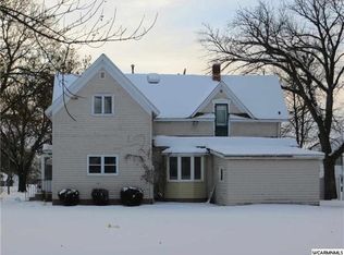 35 West Rooney Ave, Appleton, MN 56208