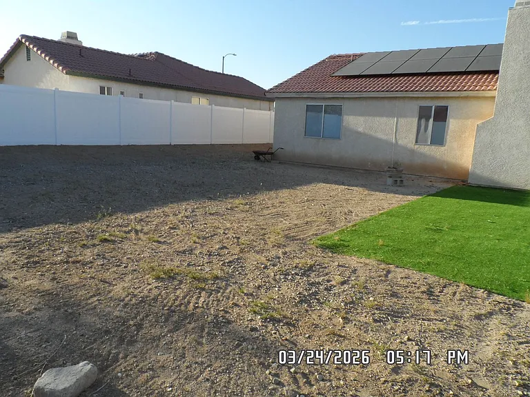 15019 Hopland St — Photo 40