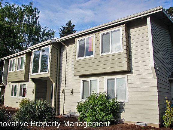 2nd image of 1120 NE 17th Ave #7381745