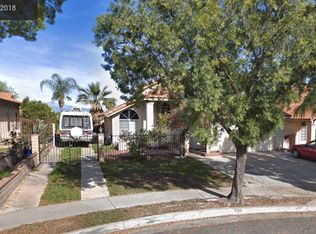 929 Stonehenge Cir, Corona, CA 92881