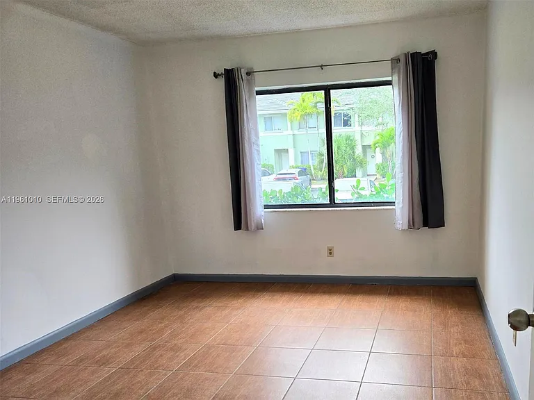 5921 Washington St #124 — Photo 20
